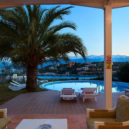 Seafront Villa Longobardi Chrissi Akti Chania Exterior foto