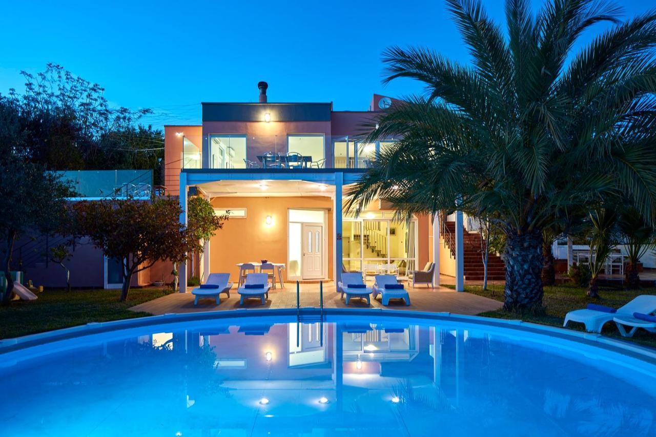 Seafront Villa Longobardi Chrissi Akti Chania Exterior foto