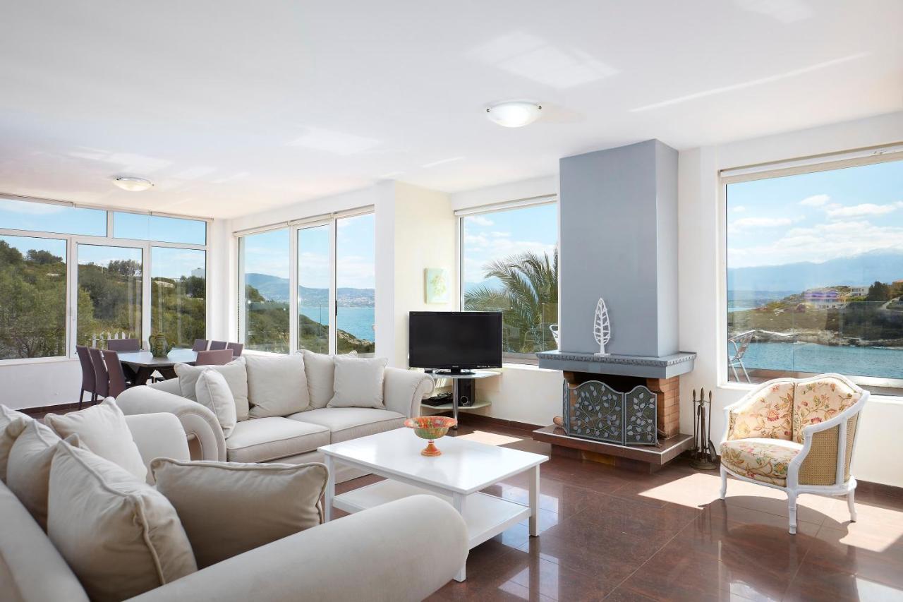 Seafront Villa Longobardi Chrissi Akti Chania Exterior foto