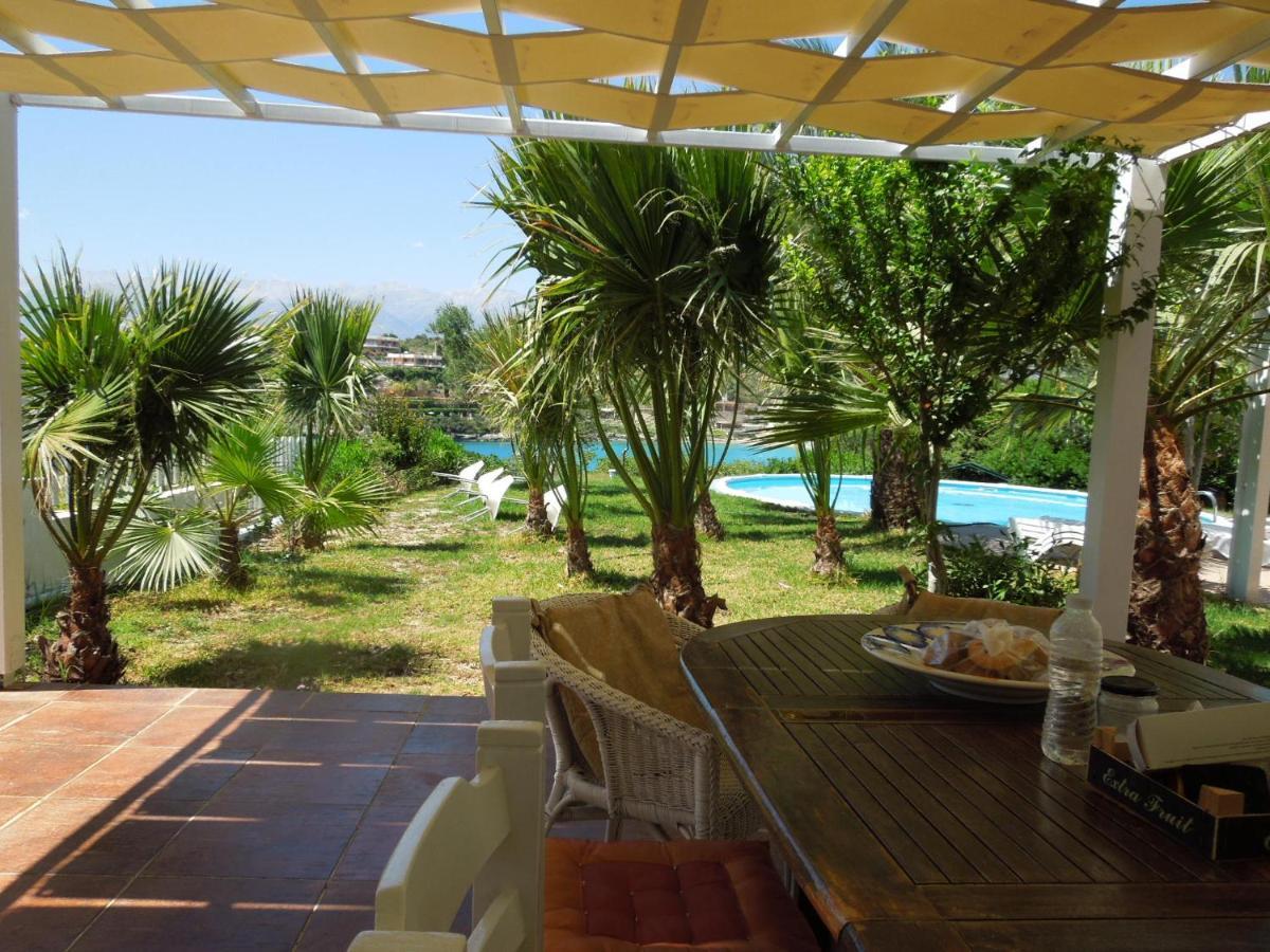 Seafront Villa Longobardi Chrissi Akti Chania Exterior foto