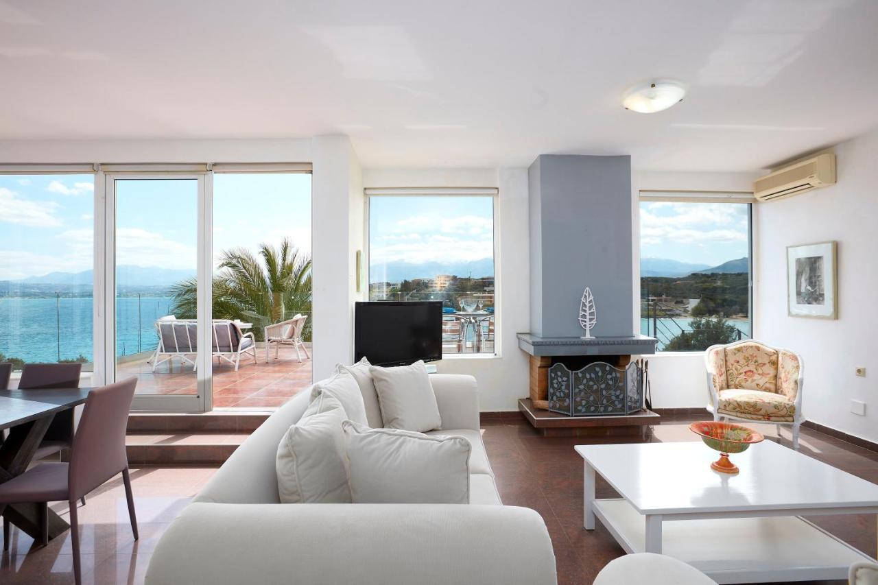 Seafront Villa Longobardi Chrissi Akti Chania Exterior foto