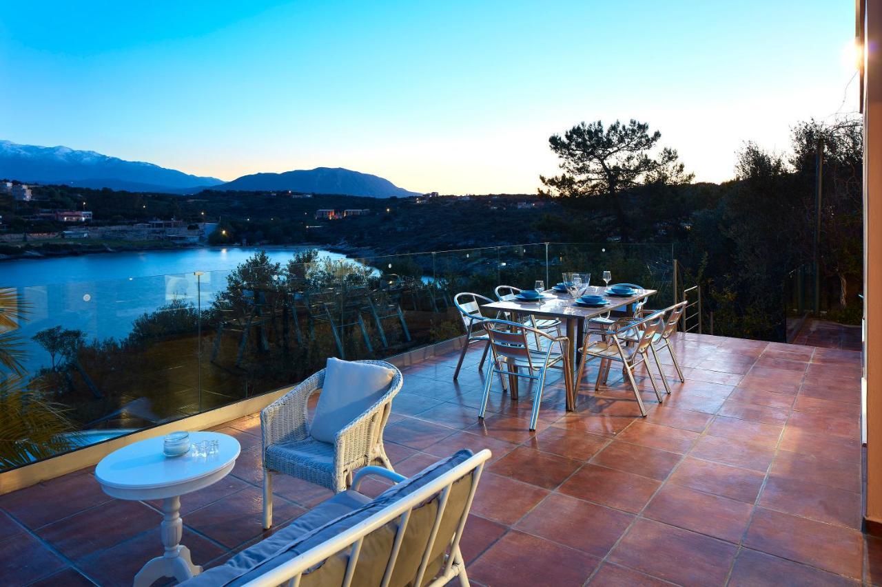 Seafront Villa Longobardi Chrissi Akti Chania Exterior foto