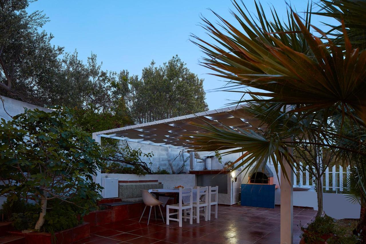 Seafront Villa Longobardi Chrissi Akti Chania Exterior foto
